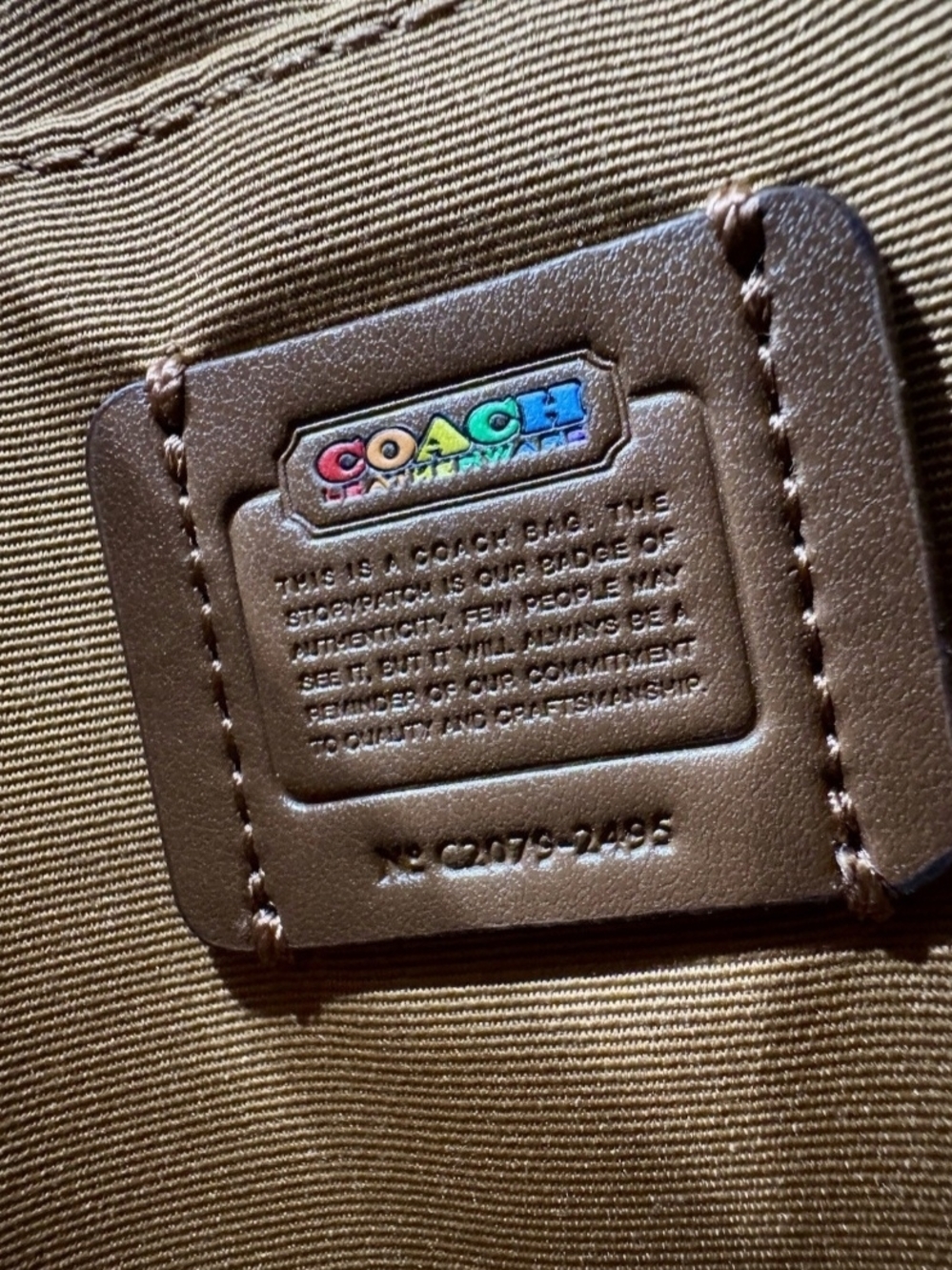 NWOT Coach🌈 Rainbow Signature Crossbody Bag - Multicolor - Picture 13 of 13